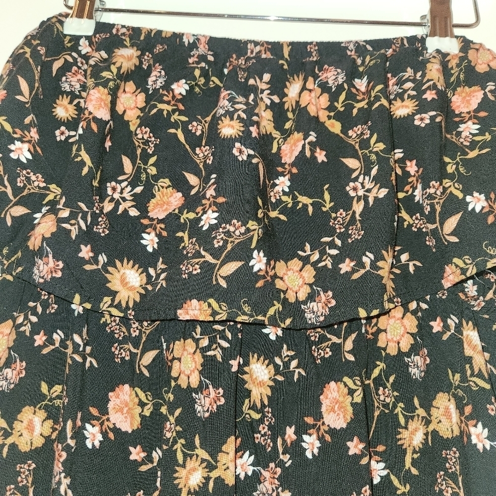Justify Off Shoulder Black/Tan/Pink Floral Maxi Dress Size L Elastic Neck/Ruffle - Picture 4 of 6